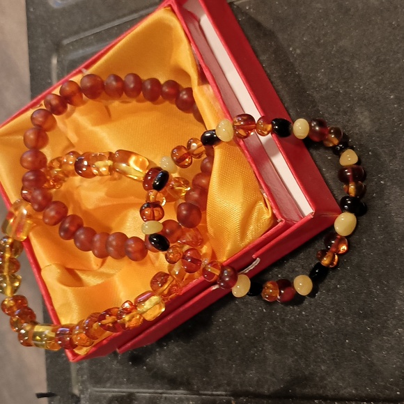 Meet your Posher, Monte Junt - Picture 3 of 9